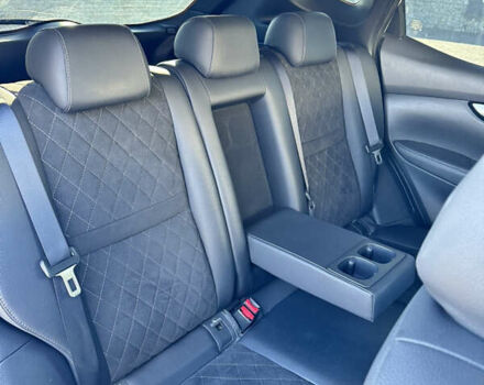 Белый Ниссан Кашкай, объемом двигателя 1.6 л и пробегом 205 тыс. км за 15500 $, фото 11 на Automoto.ua