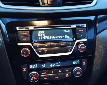 Белый Ниссан Кашкай, объемом двигателя 1.6 л и пробегом 189 тыс. км за 14900 $, фото 25 на Automoto.ua