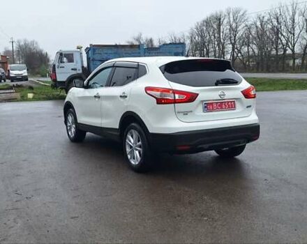 Белый Ниссан Кашкай, объемом двигателя 1.5 л и пробегом 134 тыс. км за 14900 $, фото 123 на Automoto.ua