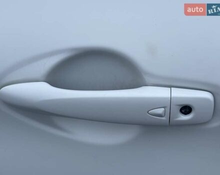 Белый Ниссан Кашкай, объемом двигателя 1.5 л и пробегом 190 тыс. км за 15999 $, фото 17 на Automoto.ua