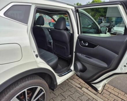 Білий Ніссан Кашкай, об'ємом двигуна 1.6 л та пробігом 77 тис. км за 8100 $, фото 10 на Automoto.ua