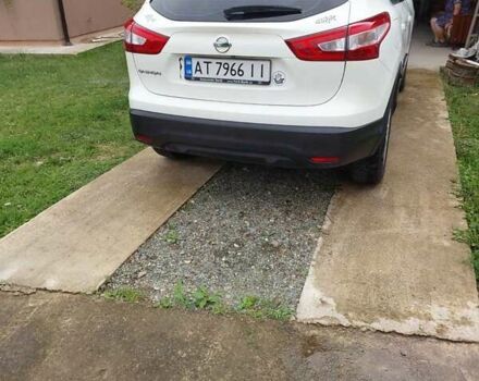 Білий Ніссан Кашкай, об'ємом двигуна 1.2 л та пробігом 164 тис. км за 13900 $, фото 6 на Automoto.ua