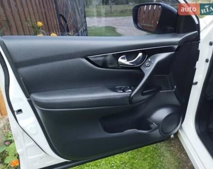 Белый Ниссан Кашкай, объемом двигателя 1.6 л и пробегом 189 тыс. км за 14900 $, фото 21 на Automoto.ua