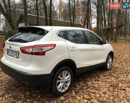 Білий Ніссан Кашкай, об'ємом двигуна 1.2 л та пробігом 138 тис. км за 12400 $, фото 14 на Automoto.ua