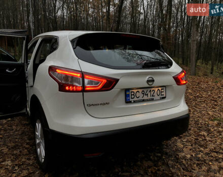 Білий Ніссан Кашкай, об'ємом двигуна 1.2 л та пробігом 138 тис. км за 12400 $, фото 67 на Automoto.ua
