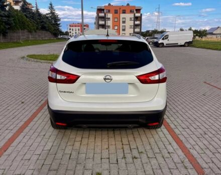 Білий Ніссан Кашкай, об'ємом двигуна 1.6 л та пробігом 121 тис. км за 5000 $, фото 6 на Automoto.ua