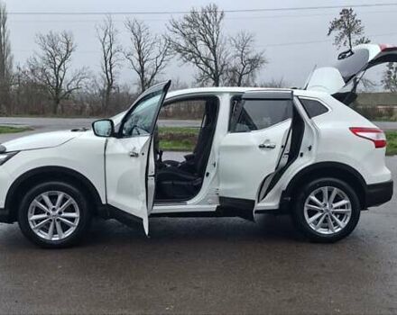 Белый Ниссан Кашкай, объемом двигателя 1.5 л и пробегом 134 тыс. км за 14900 $, фото 99 на Automoto.ua