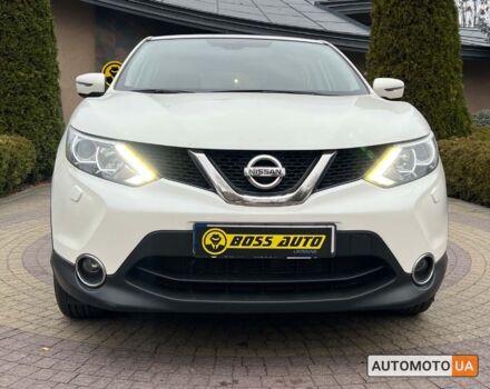 Белый Ниссан Кашкай, объемом двигателя 1.2 л и пробегом 105 тыс. км за 14500 $, фото 1 на Automoto.ua