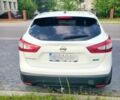 Белый Ниссан Кашкай, объемом двигателя 1.5 л и пробегом 173 тыс. км за 9111 $, фото 5 на Automoto.ua