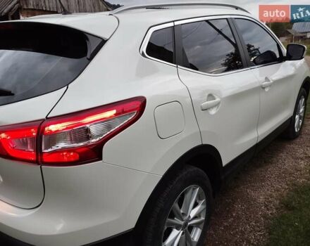 Белый Ниссан Кашкай, объемом двигателя 1.6 л и пробегом 189 тыс. км за 14900 $, фото 19 на Automoto.ua