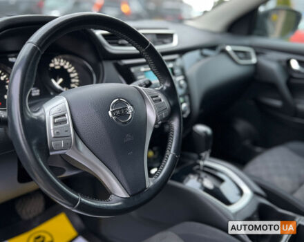 Белый Ниссан Кашкай, объемом двигателя 1.2 л и пробегом 105 тыс. км за 14500 $, фото 16 на Automoto.ua