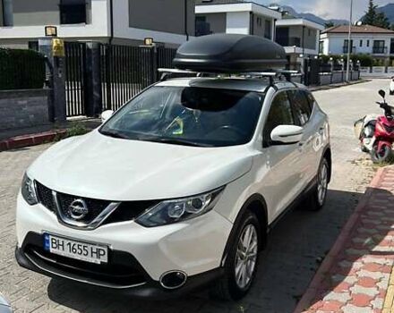 Белый Ниссан Кашкай, объемом двигателя 1.2 л и пробегом 80 тыс. км за 11000 $, фото 3 на Automoto.ua