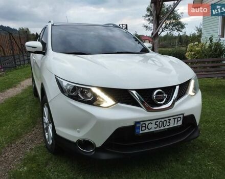 Белый Ниссан Кашкай, объемом двигателя 1.6 л и пробегом 189 тыс. км за 14900 $, фото 3 на Automoto.ua