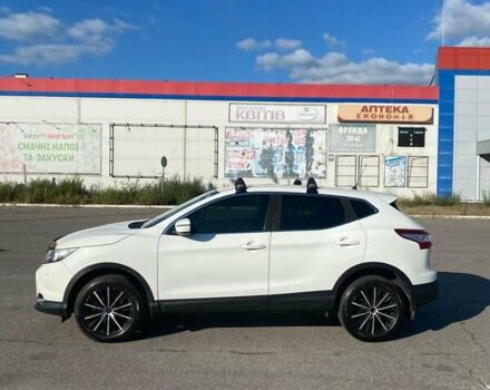 Белый Ниссан Кашкай, объемом двигателя 1.2 л и пробегом 117 тыс. км за 13500 $, фото 5 на Automoto.ua