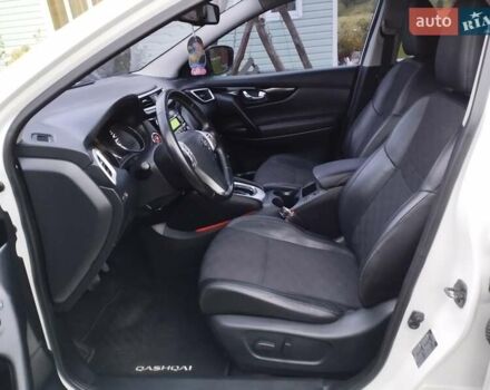 Белый Ниссан Кашкай, объемом двигателя 1.6 л и пробегом 189 тыс. км за 14900 $, фото 24 на Automoto.ua