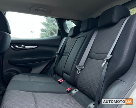 Белый Ниссан Кашкай, объемом двигателя 1.2 л и пробегом 105 тыс. км за 14500 $, фото 11 на Automoto.ua