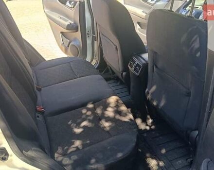 Белый Ниссан Кашкай, объемом двигателя 1.2 л и пробегом 128 тыс. км за 13800 $, фото 12 на Automoto.ua