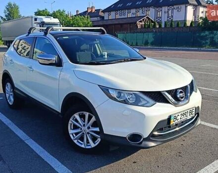 Белый Ниссан Кашкай, объемом двигателя 1.2 л и пробегом 128 тыс. км за 13800 $, фото 3 на Automoto.ua