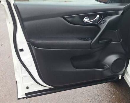 Белый Ниссан Кашкай, объемом двигателя 1.5 л и пробегом 134 тыс. км за 14900 $, фото 60 на Automoto.ua