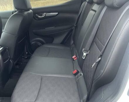 Белый Ниссан Кашкай, объемом двигателя 1.5 л и пробегом 190 тыс. км за 15999 $, фото 26 на Automoto.ua