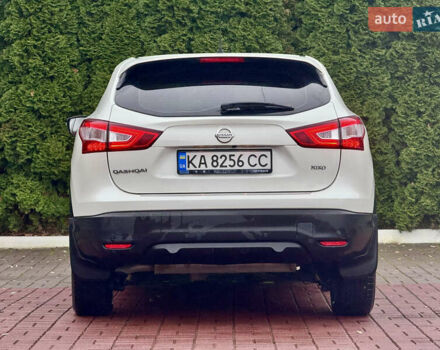Белый Ниссан Кашкай, объемом двигателя 1.6 л и пробегом 121 тыс. км за 14999 $, фото 7 на Automoto.ua