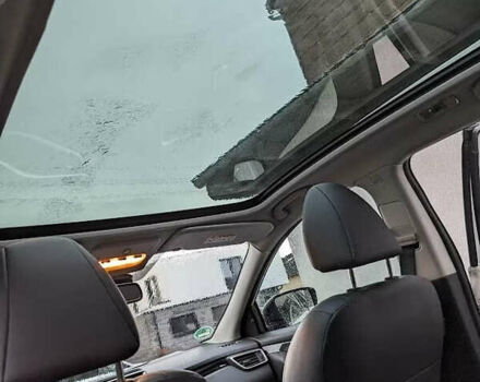 Белый Ниссан Кашкай, объемом двигателя 1.6 л и пробегом 167 тыс. км за 12999 $, фото 6 на Automoto.ua