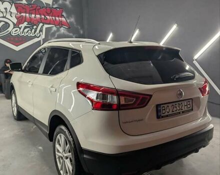 Ніссан Кашкай 2015 у Тернополі на Automoto.ua Білий Ніссан Кашкай, об'ємом двигуна 1.6 л та пробігом 73 тис. км за 16700 $, фото 6 на Automoto.ua