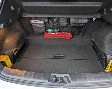 Белый Ниссан Кашкай, объемом двигателя 1.6 л и пробегом 167 тыс. км за 12999 $, фото 7 на Automoto.ua