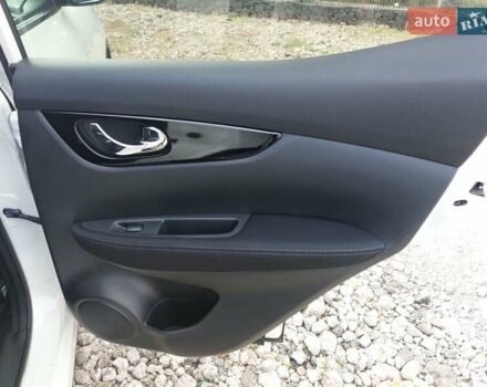 Білий Ніссан Кашкай, об'ємом двигуна 1.6 л та пробігом 143 тис. км за 16000 $, фото 9 на Automoto.ua