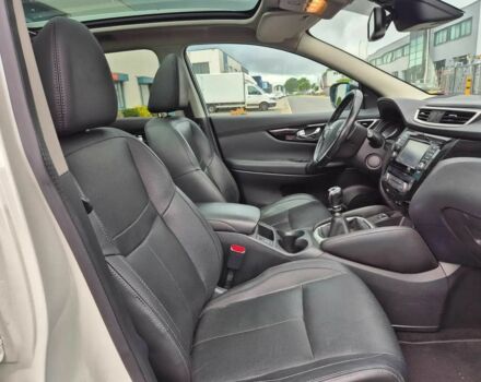 Білий Ніссан Кашкай, об'ємом двигуна 1.6 л та пробігом 77 тис. км за 8100 $, фото 8 на Automoto.ua