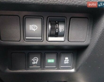 Білий Ніссан Кашкай, об'ємом двигуна 1.6 л та пробігом 143 тис. км за 16000 $, фото 21 на Automoto.ua