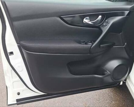 Белый Ниссан Кашкай, объемом двигателя 1.5 л и пробегом 134 тыс. км за 14900 $, фото 53 на Automoto.ua