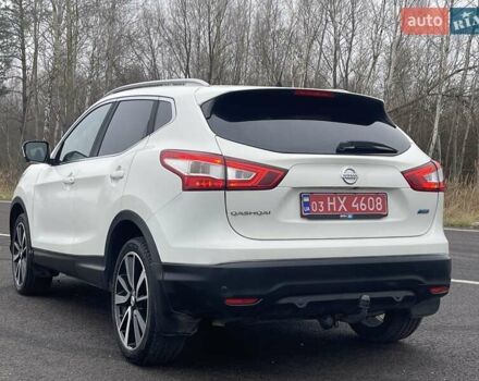 Белый Ниссан Кашкай, объемом двигателя 1.5 л и пробегом 190 тыс. км за 15999 $, фото 7 на Automoto.ua