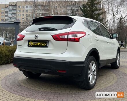 Белый Ниссан Кашкай, объемом двигателя 1.2 л и пробегом 105 тыс. км за 14500 $, фото 6 на Automoto.ua