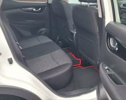 Белый Ниссан Кашкай, объемом двигателя 1.5 л и пробегом 134 тыс. км за 14900 $, фото 82 на Automoto.ua