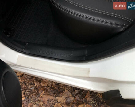 Білий Ніссан Кашкай, об'ємом двигуна 1.2 л та пробігом 138 тис. км за 12400 $, фото 50 на Automoto.ua