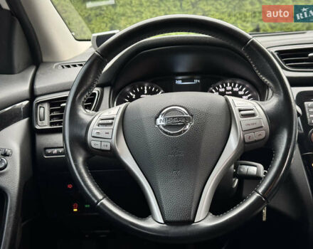 Белый Ниссан Кашкай, объемом двигателя 1.6 л и пробегом 121 тыс. км за 14999 $, фото 18 на Automoto.ua