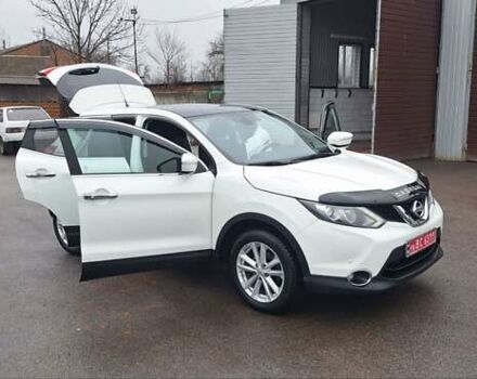 Белый Ниссан Кашкай, объемом двигателя 1.5 л и пробегом 134 тыс. км за 14900 $, фото 105 на Automoto.ua