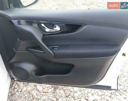 Білий Ніссан Кашкай, об'ємом двигуна 1.6 л та пробігом 143 тис. км за 16000 $, фото 12 на Automoto.ua