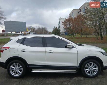Белый Ниссан Кашкай, объемом двигателя 1.6 л и пробегом 175 тыс. км за 14800 $, фото 12 на Automoto.ua
