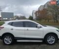 Белый Ниссан Кашкай, объемом двигателя 1.6 л и пробегом 175 тыс. км за 14800 $, фото 12 на Automoto.ua