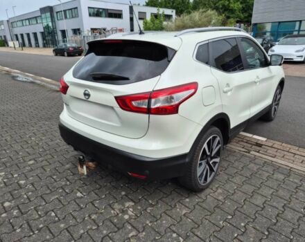 Білий Ніссан Кашкай, об'ємом двигуна 1.6 л та пробігом 77 тис. км за 8100 $, фото 5 на Automoto.ua