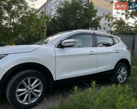 Білий Ніссан Кашкай, об'ємом двигуна 1.2 л та пробігом 175 тис. км за 12200 $, фото 2 на Automoto.ua