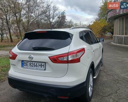 Белый Ниссан Кашкай, объемом двигателя 1.6 л и пробегом 175 тыс. км за 14800 $, фото 2 на Automoto.ua