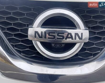 Белый Ниссан Кашкай, объемом двигателя 1.5 л и пробегом 190 тыс. км за 15999 $, фото 16 на Automoto.ua