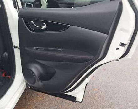 Белый Ниссан Кашкай, объемом двигателя 1.5 л и пробегом 134 тыс. км за 14900 $, фото 85 на Automoto.ua