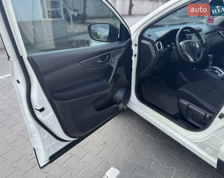 Белый Ниссан Кашкай, объемом двигателя 2 л и пробегом 161 тыс. км за 13499 $, фото 10 на Automoto.ua