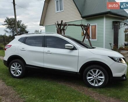Белый Ниссан Кашкай, объемом двигателя 1.6 л и пробегом 189 тыс. км за 14900 $, фото 5 на Automoto.ua