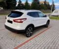 Білий Ніссан Кашкай, об'ємом двигуна 1.6 л та пробігом 110 тис. км за 6000 $, фото 4 на Automoto.ua