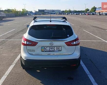 Белый Ниссан Кашкай, объемом двигателя 1.2 л и пробегом 128 тыс. км за 13800 $, фото 4 на Automoto.ua